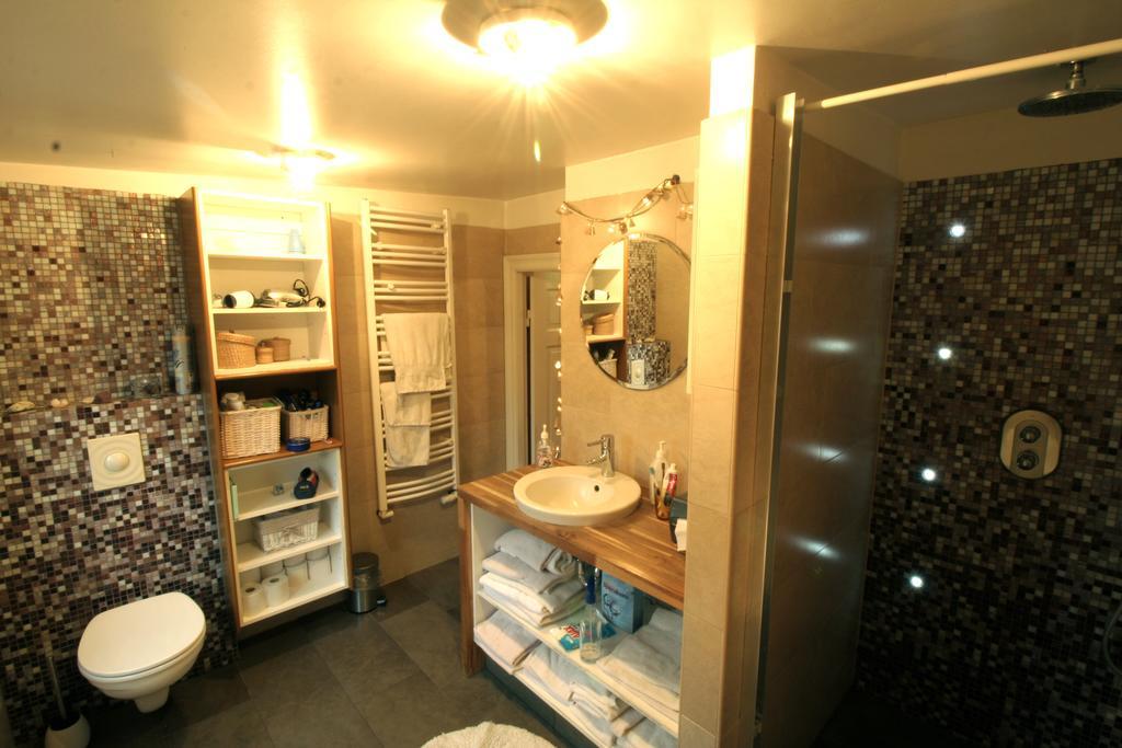 Our House Guesthouse ريكيافيك الغرفة الصورة